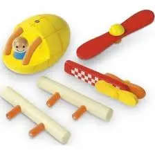 Hélicoptère et pilote en bois2.webp