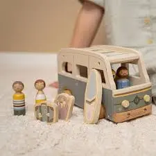 [VEH014] Le camping car en bois 
